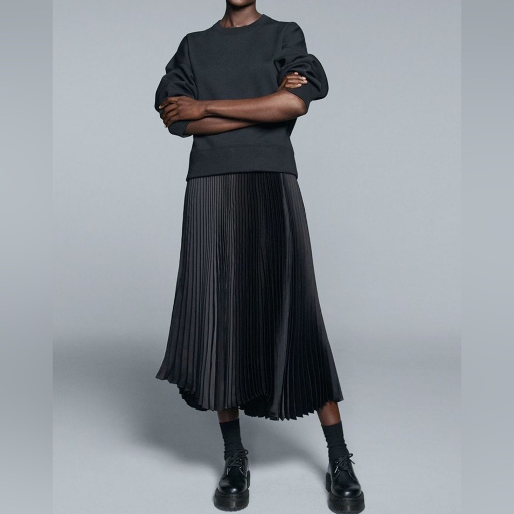 Uniqlo +J Jil Sander Pleated Wrap Skirt Black Satin Asymmetric Midi NWOT⁠